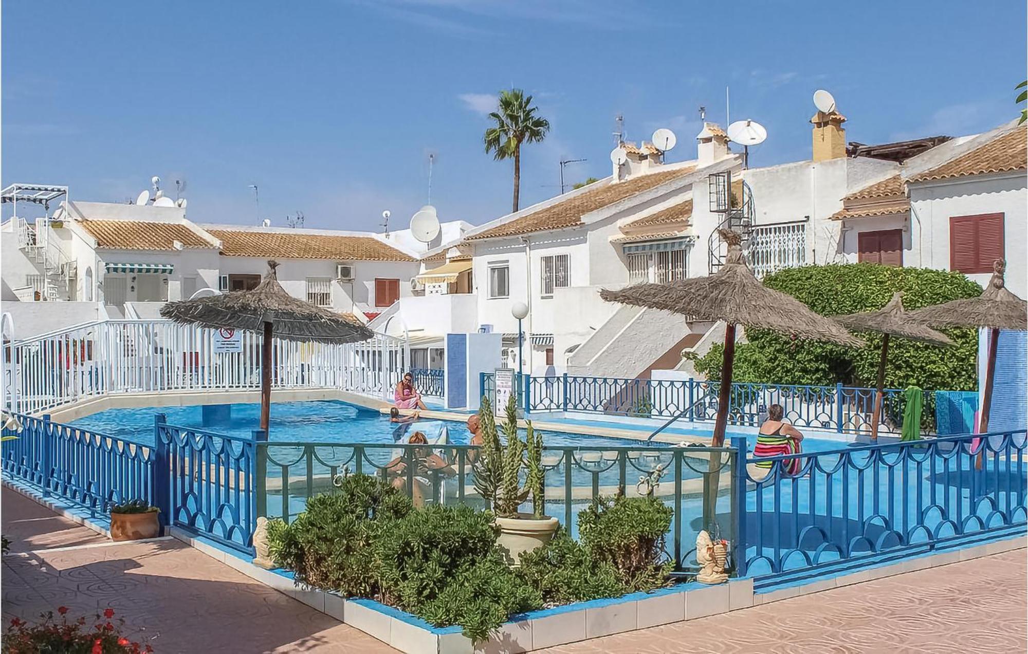 Amazing Apartment In Torrevieja With Wifi Екстер'єр фото
